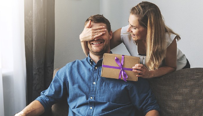 خرید ساعت مردانه اصل با باکس شیک برای روز پدر
