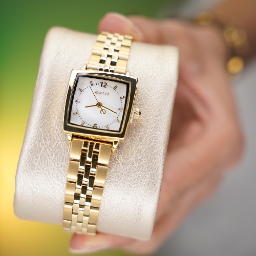 ساعت مچی زنانه برند اکستری