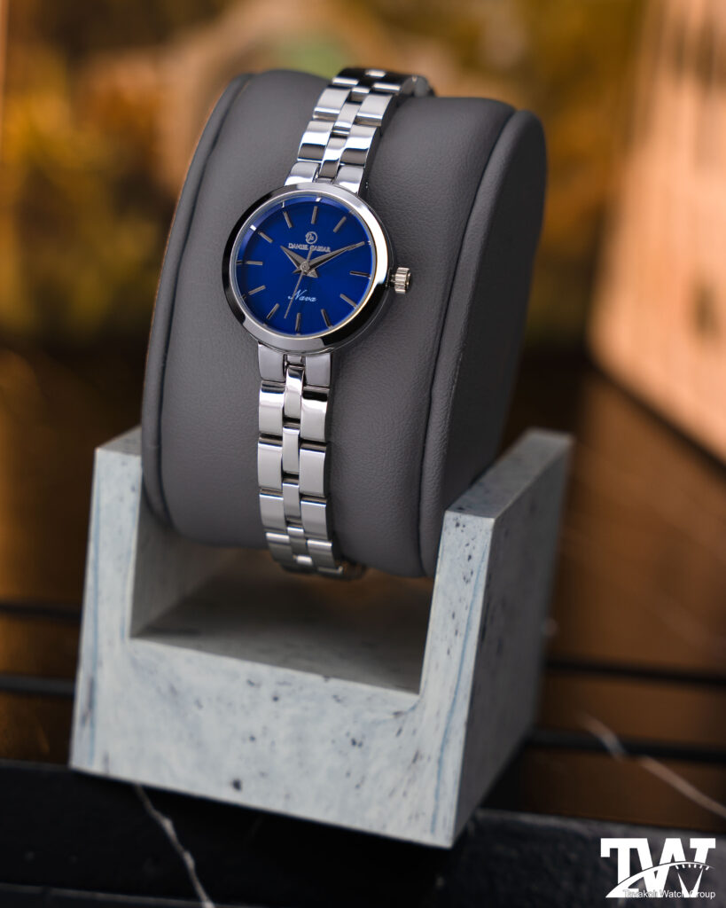 ساعت تک موتوره زنانه دنیل سزار 1271