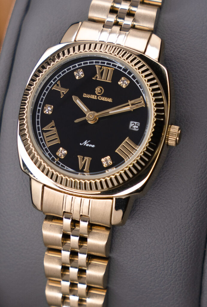 ساعت تک موتوره زنانه دنیل سزار 3-1315-1