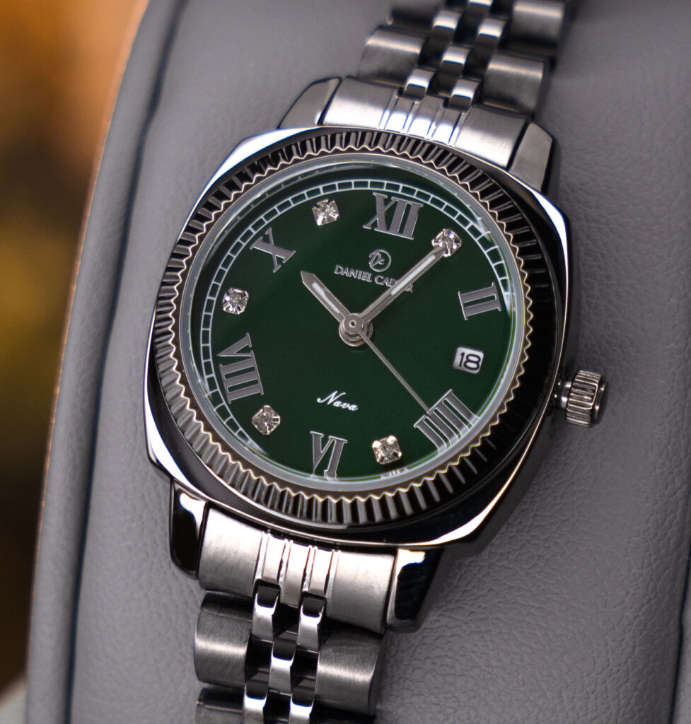 ساعت تک موتوره زنانه دنیل سزار 6-1315-1