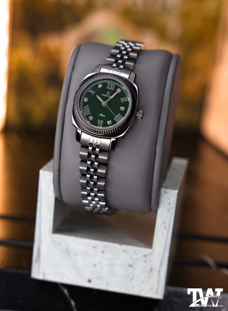 ساعت تک موتوره زنانه دنیل سزار 6-1315