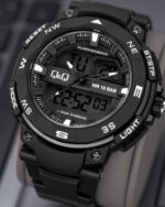 ساعت دیجیتال مردانه کیو اند کیو GW85J005Y 2